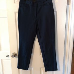 WHBM blue slim fit ankle pants, sz 8